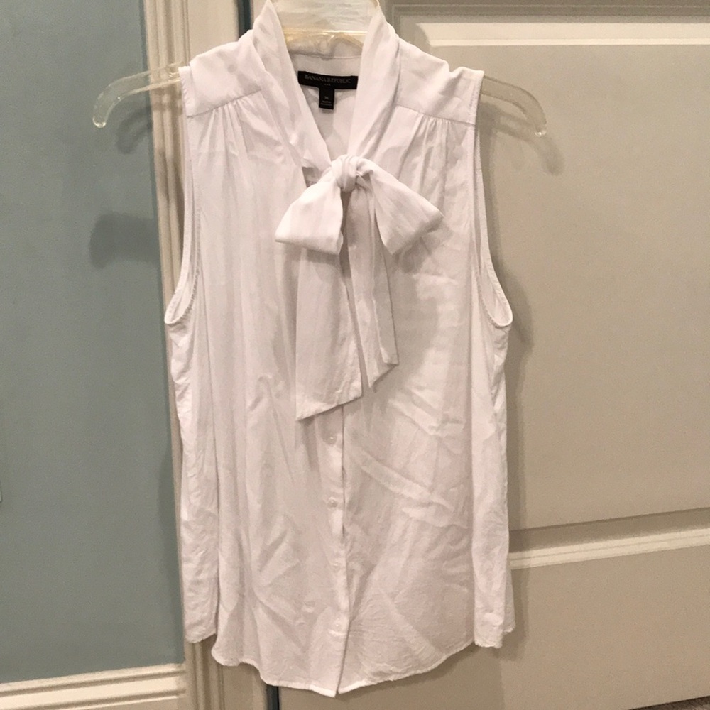 Banana Republic white blouse, size M